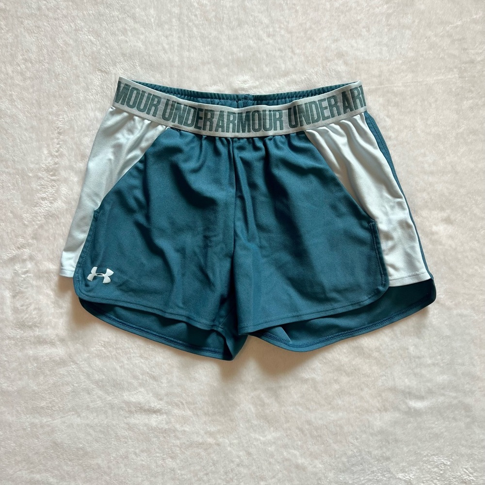 Under Armour Play Up shorts